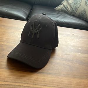 Yankees Fitted Cap